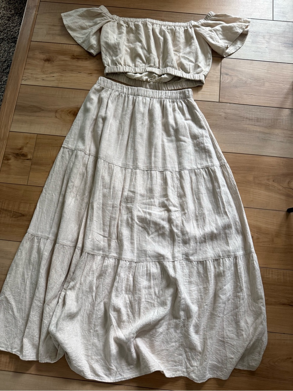 Abercrombie & Fitch Beige Two-Piece Skirt Set - Picture 8 of 8